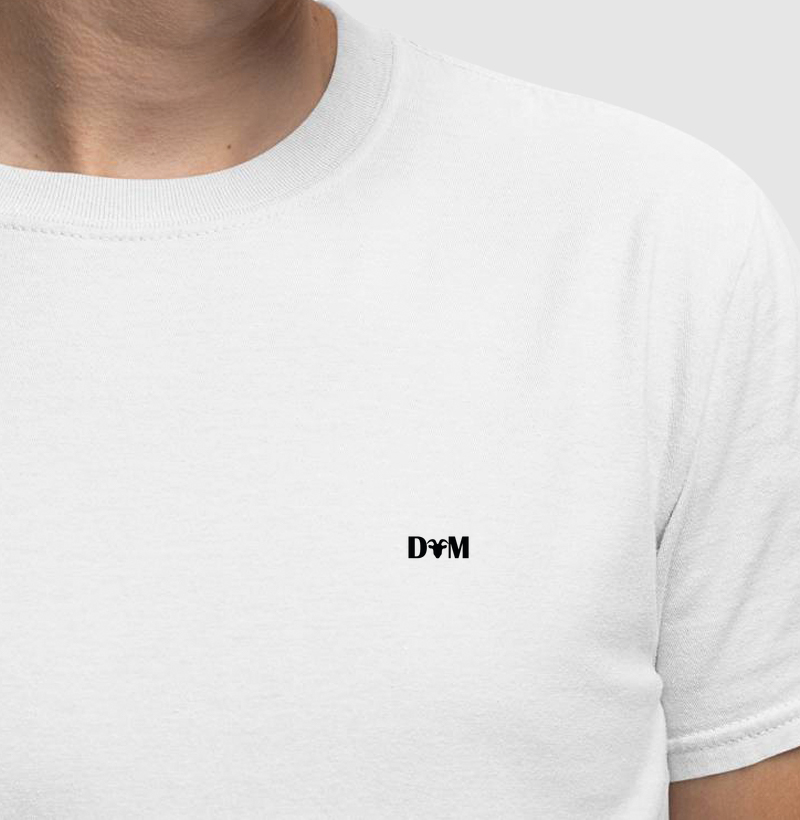 Camiseta Dom Essentials