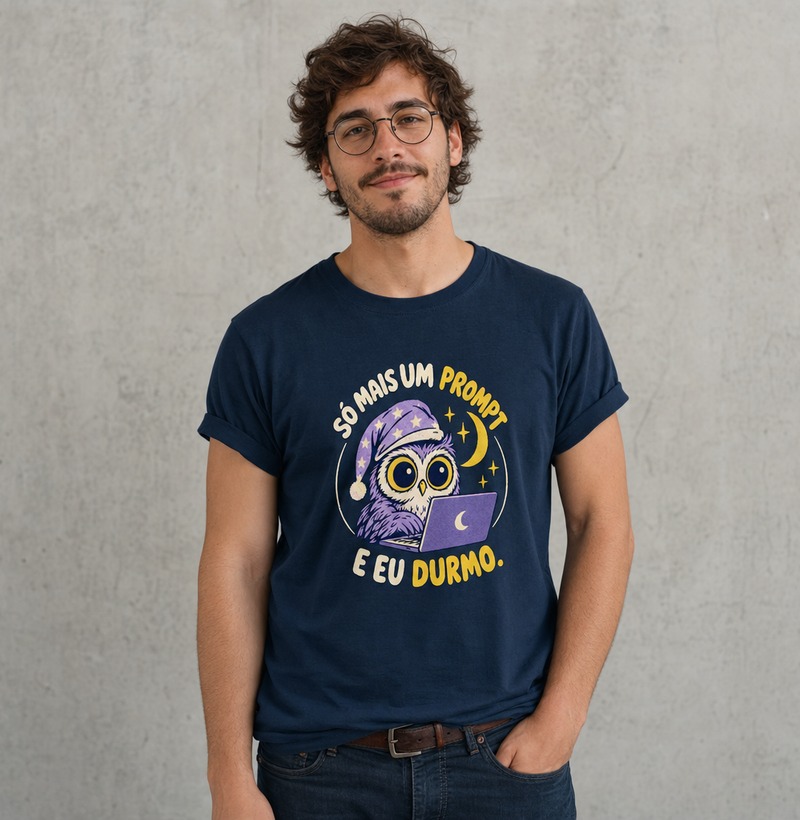 Só mais um prompt e eu durmo — Camiseta