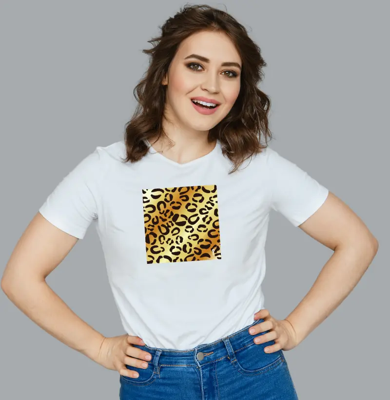 Camiseta Feminina Onça Dourada