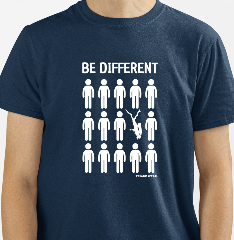BE DIFFERENT MERGULHADOR