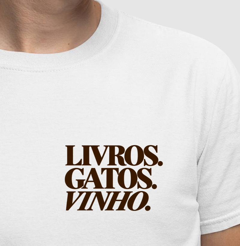 Livros, Gatos, Vinho