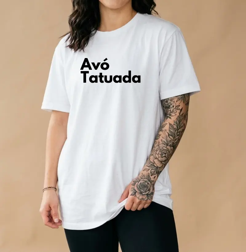 Avó e tatuada