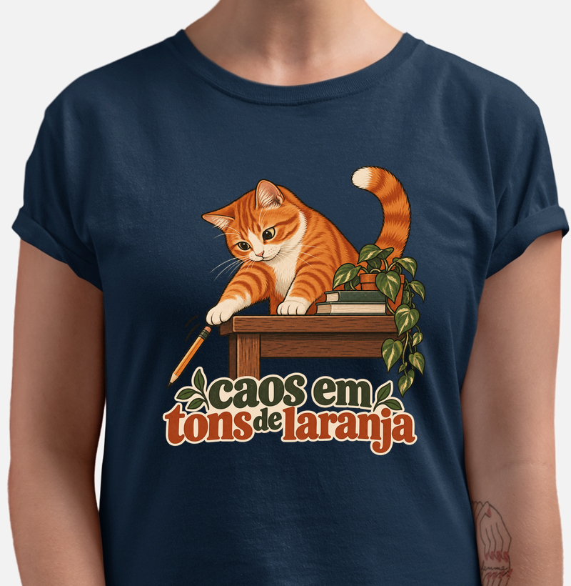 Camiseta Gato Laranja "caos em tons de laranja" | Pelo & Pano