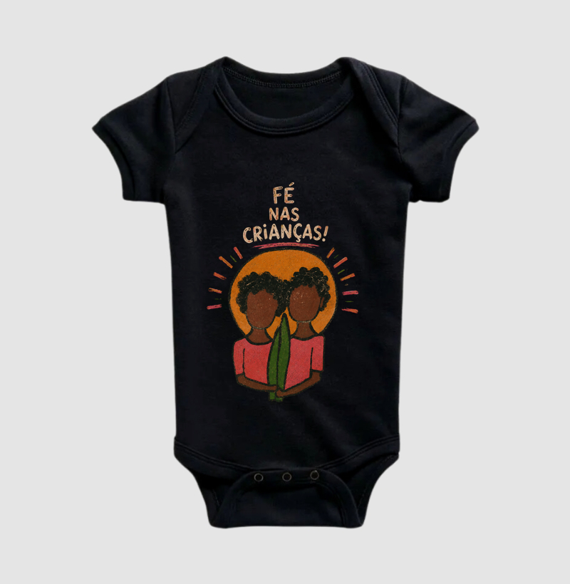 Camiseta Infantil Fé nas crianças