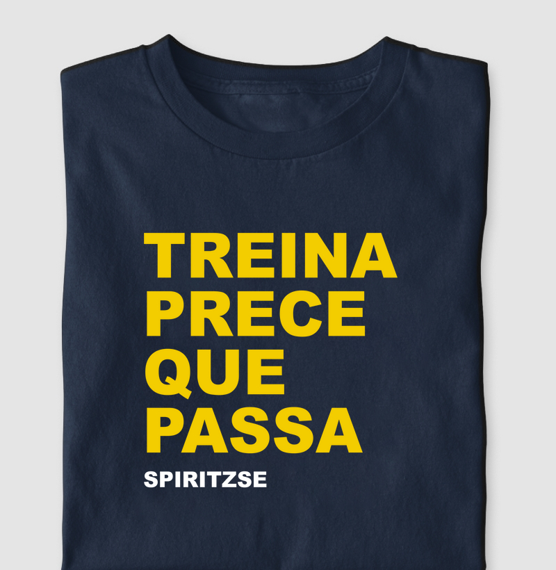 Treina prece que passa