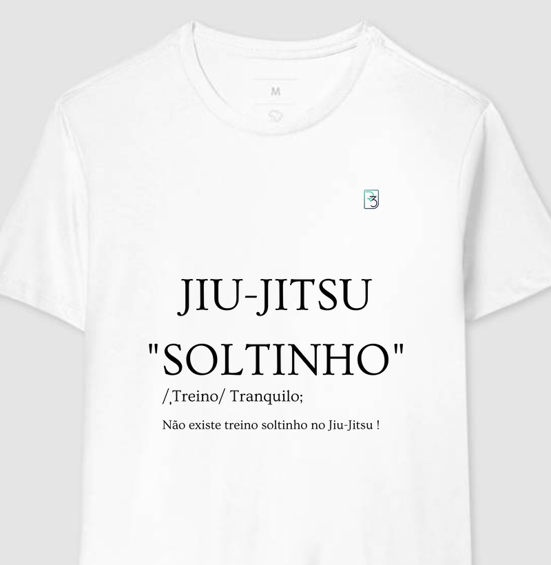 Camiseta "Soltinho Não Existe"