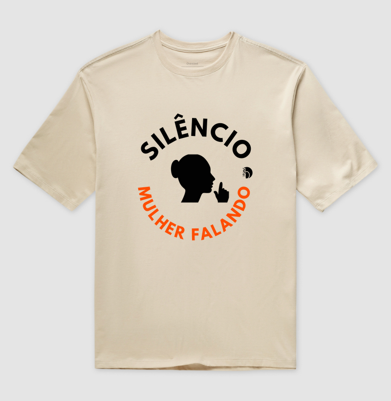 Silêncio, mulher falando