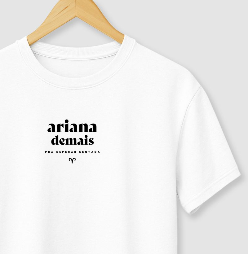 Ariana demais pra esperar sentada.