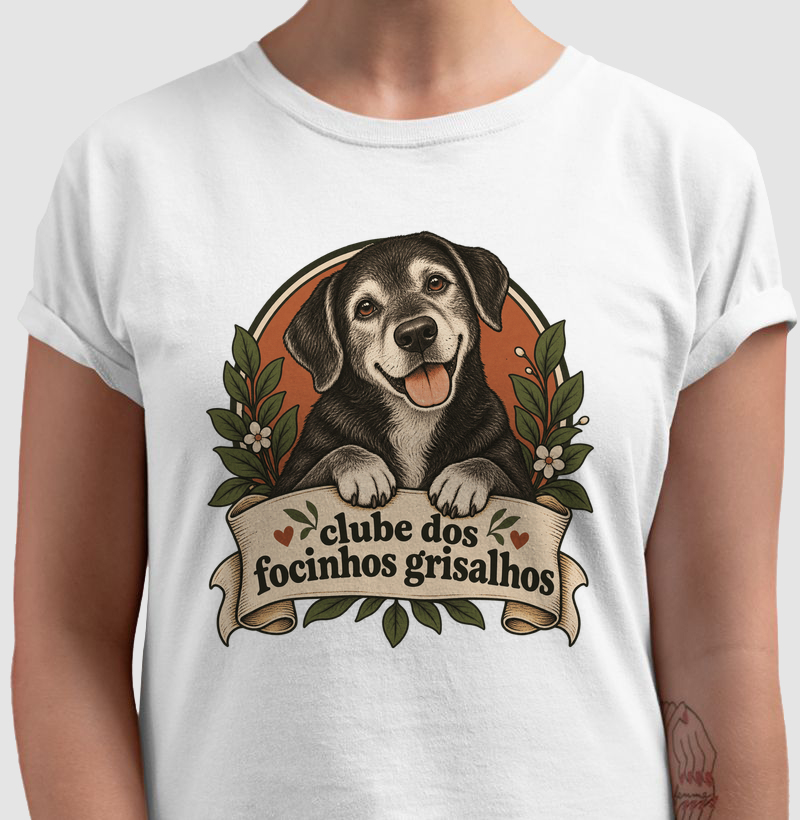 Camiseta Cachorro Idoso "clube dos focinhos grisalhos" | Pelo & Pano