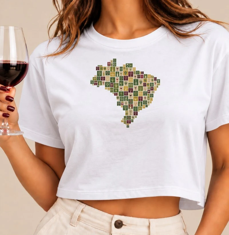 Camiseta Cropped "Brasil, Terra dos Vinhos" - Cropped