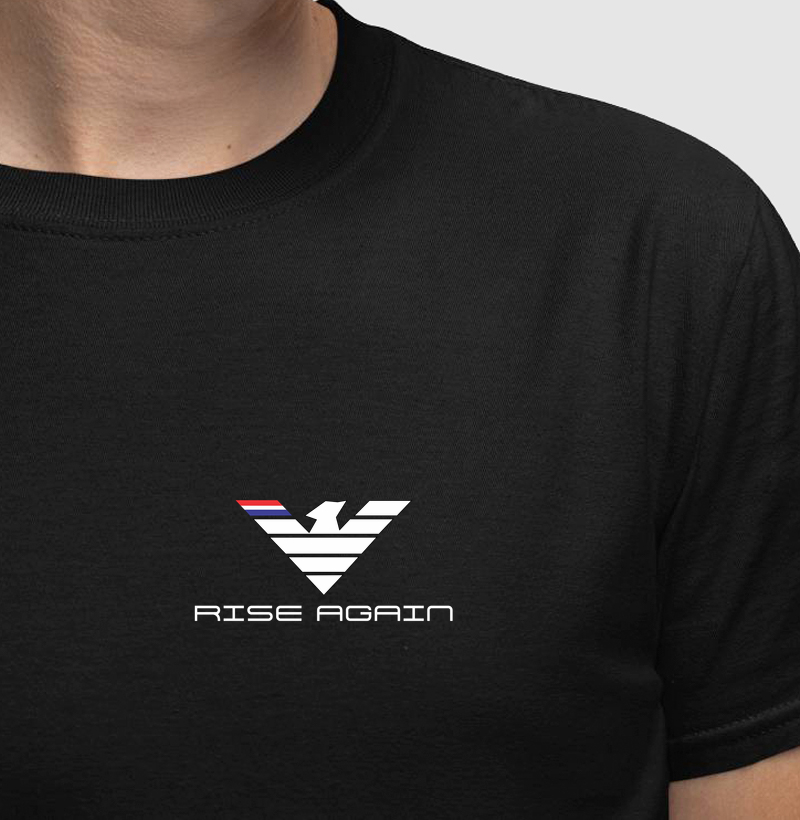 A estampa "Rise Again" é a representação visual da força de quem nunca desiste. Com uma águia estilizada de traços marcantes e design moderno, a arte simboliza poder, foco e a capacidade de se reerguer mais forte após cada batalha.