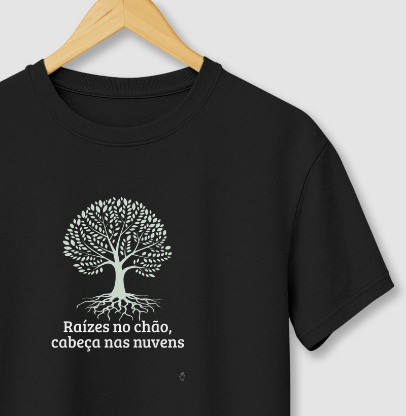 Raízes no chão, cabeça nas nuvens