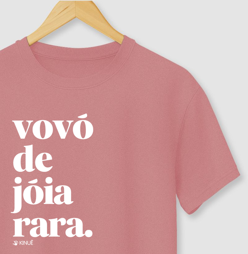 Vovó de joia rara