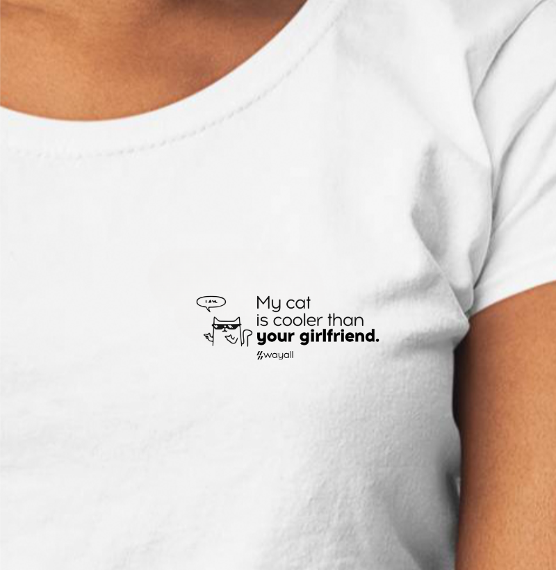 Camiseta Baby Look - My cat is cooler than your girlfriend