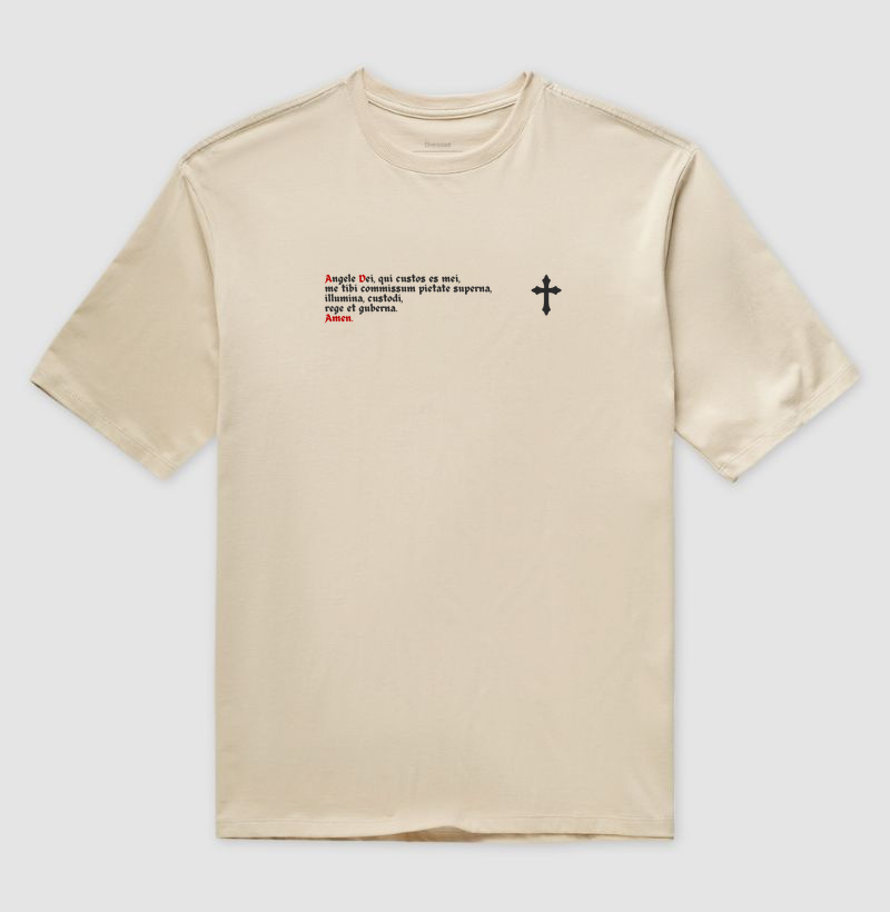Camiseta Oversized Oração Santo Anjo do Senhor em Latim
