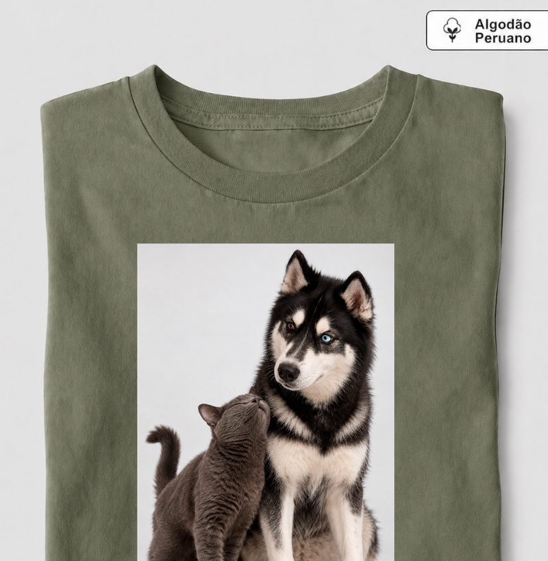 🐱❤️ Carinho Sob Suspeita 🐺🔎 - Camiseta Algodão Peruano