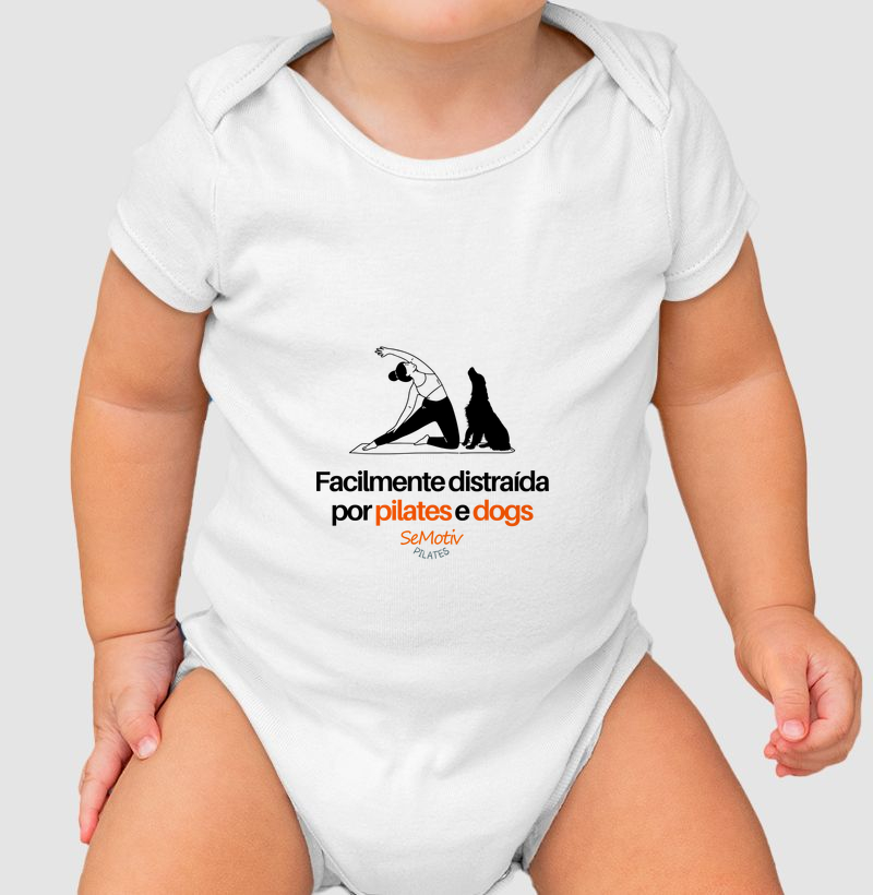 Facilmente distraída por pilates e dogs