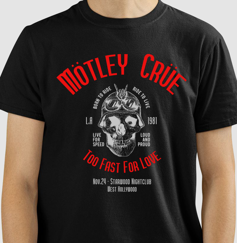 CAMISETA COM ESTAMPA MOTLEY CRUE TOO FAST FOR LOVE
