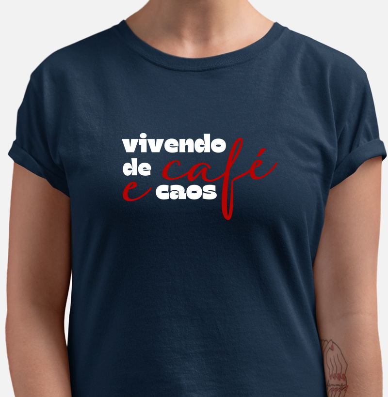 VIVENDO DE CAFÉ E CAOS