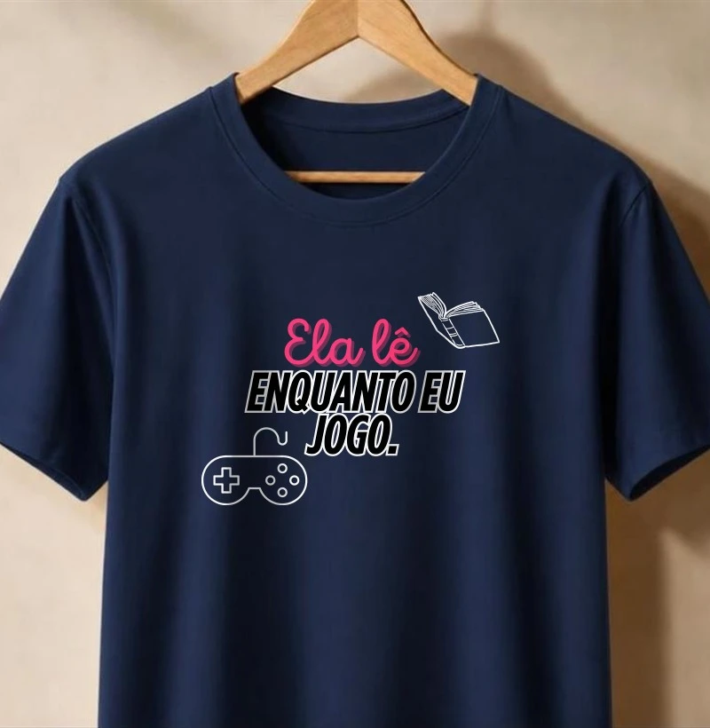 Ela lê, eu jogo