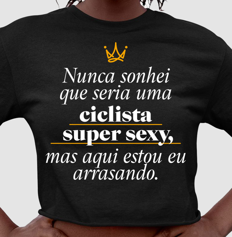Uma ciclista sexy arrasando