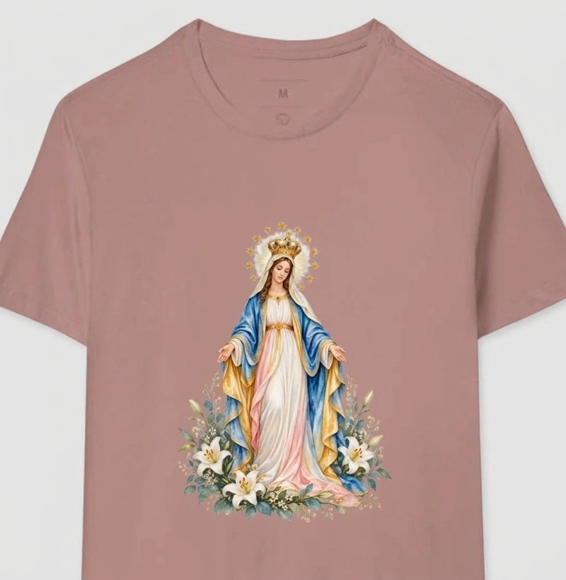 Nossa Senhora Rainha — Aquarela Botânica Régia - Camiseta