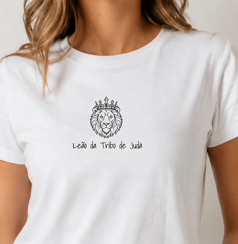 Camiseta Feminina Leão da Tribo de Judá - Camiseta