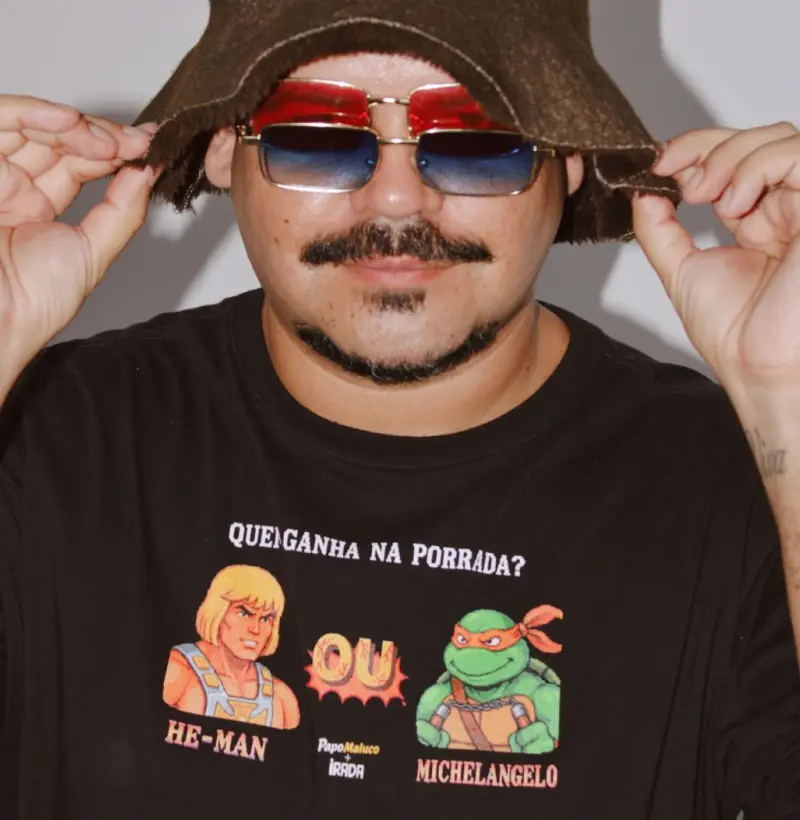 Quem ganha na porrada: He-man ou Michelangelo?
