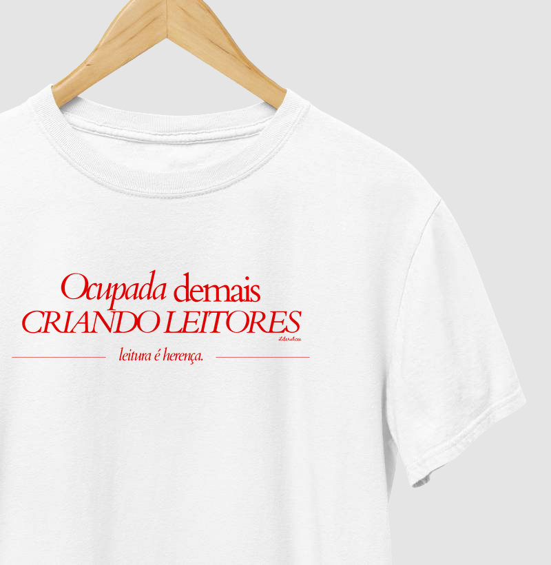 Ocupada demais criando leitores