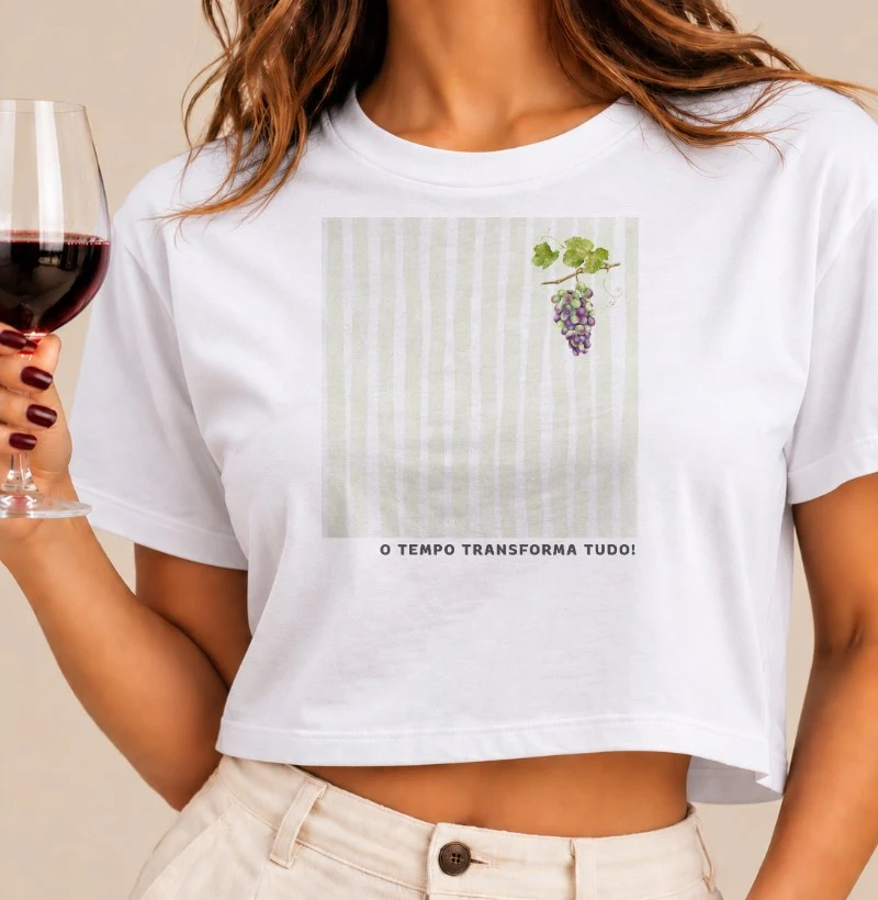 Camiseta Cropped O Tempo tranforma tudo - Cropped