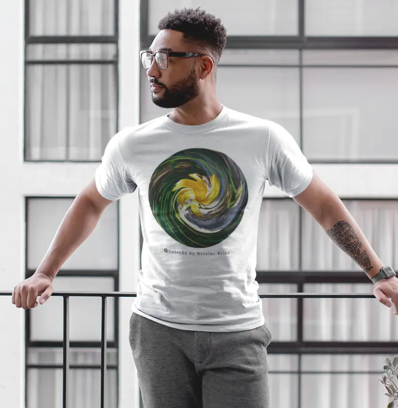 Camiseta Flower By Nicolas Brito Sales