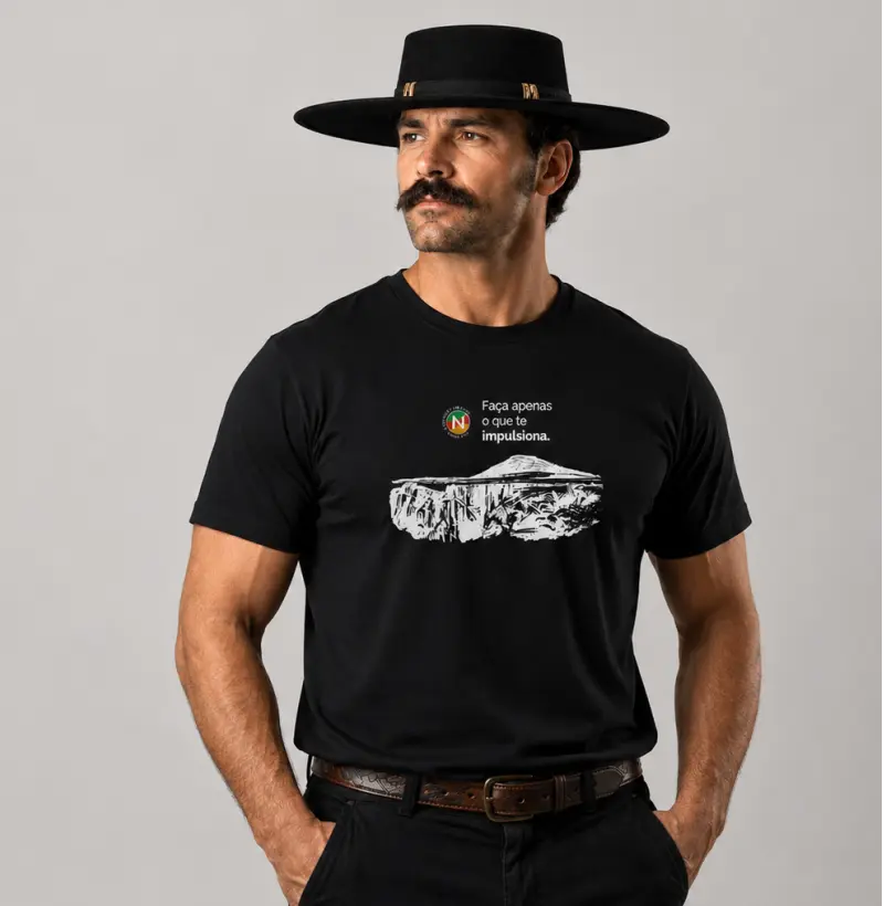 Camiseta Pico do Monte Negro 
