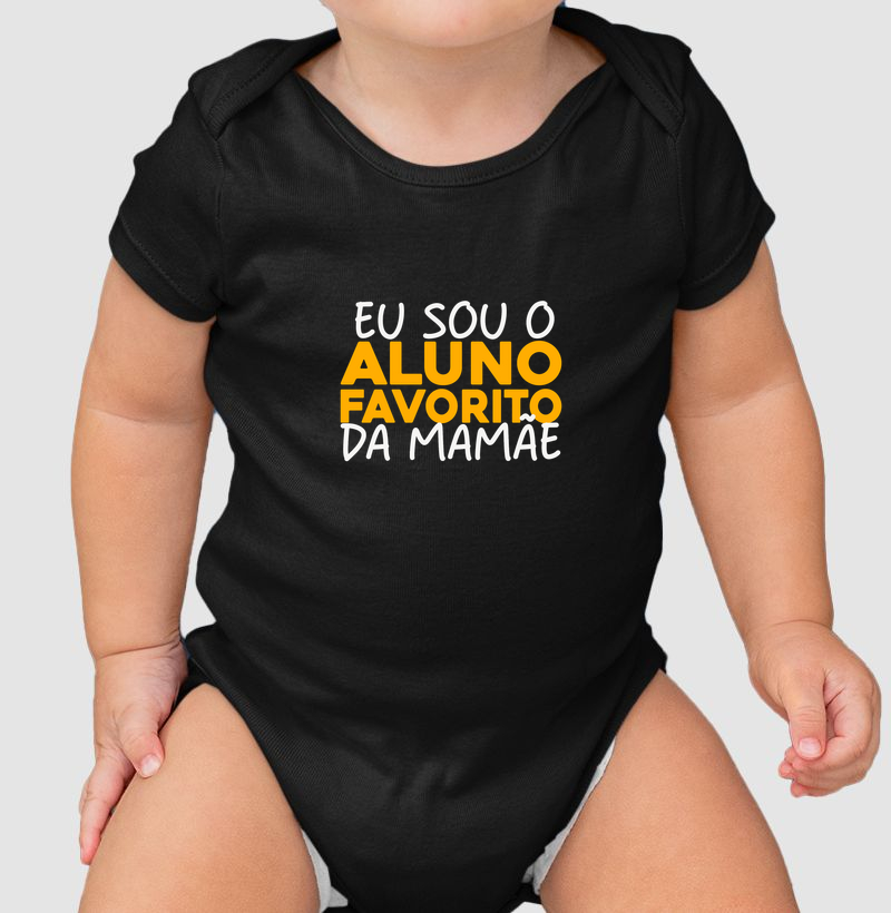 Eu sou o aluno favorito da mamãe!