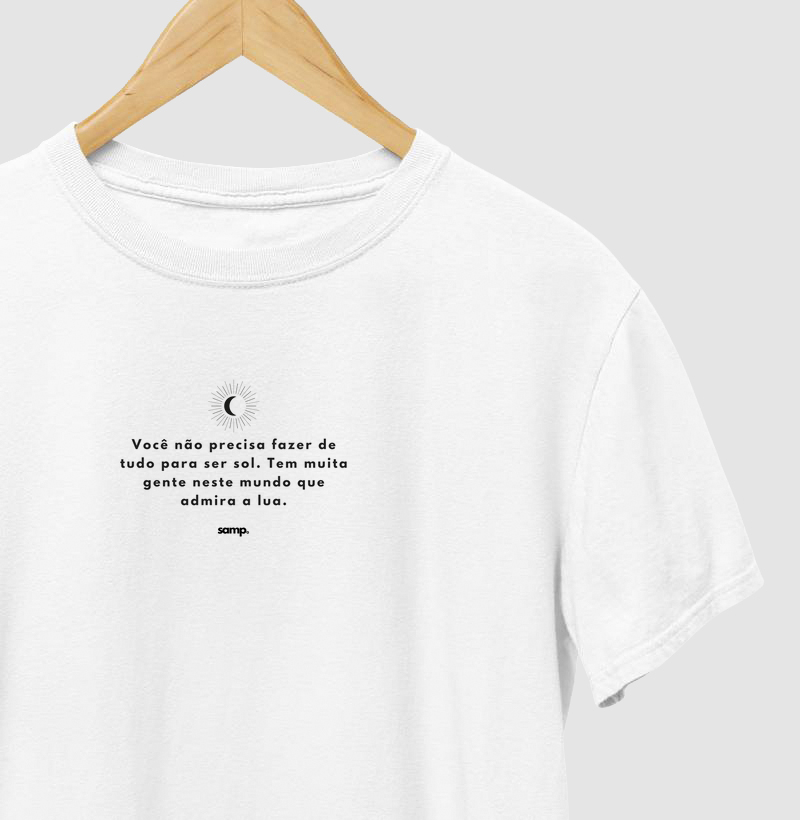 Camiseta "Admira a Lua"