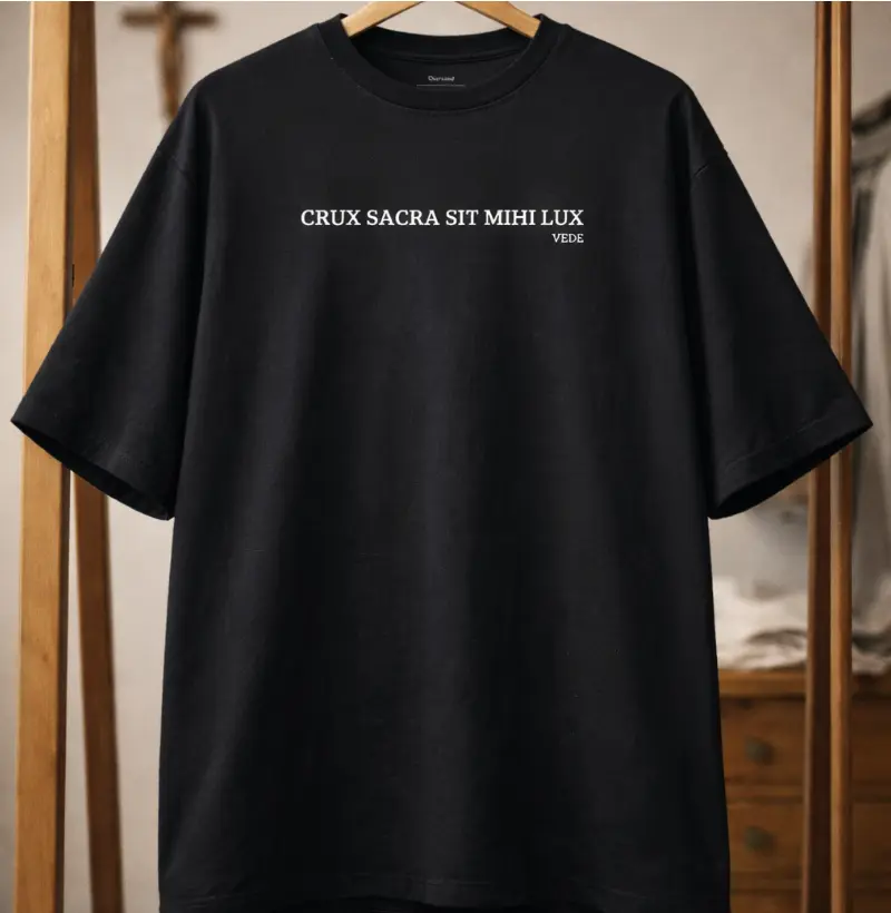 CRUX SACRA SIT MIHI LUX
