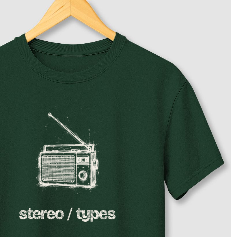 Rádio Portátil · Carvão · Traço Claro · STEREO TYPES