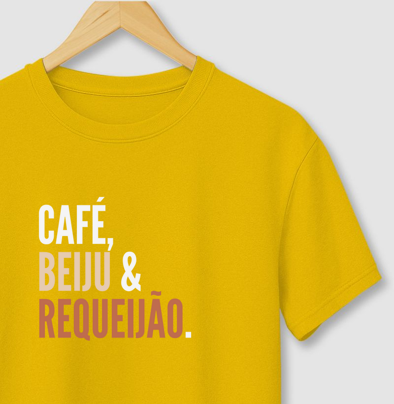 Café, beiju e requeijão.