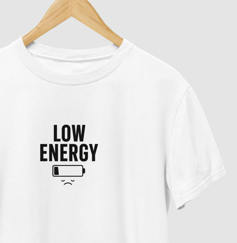 Camiseta Low Energy – Minimalista – No Plan Club