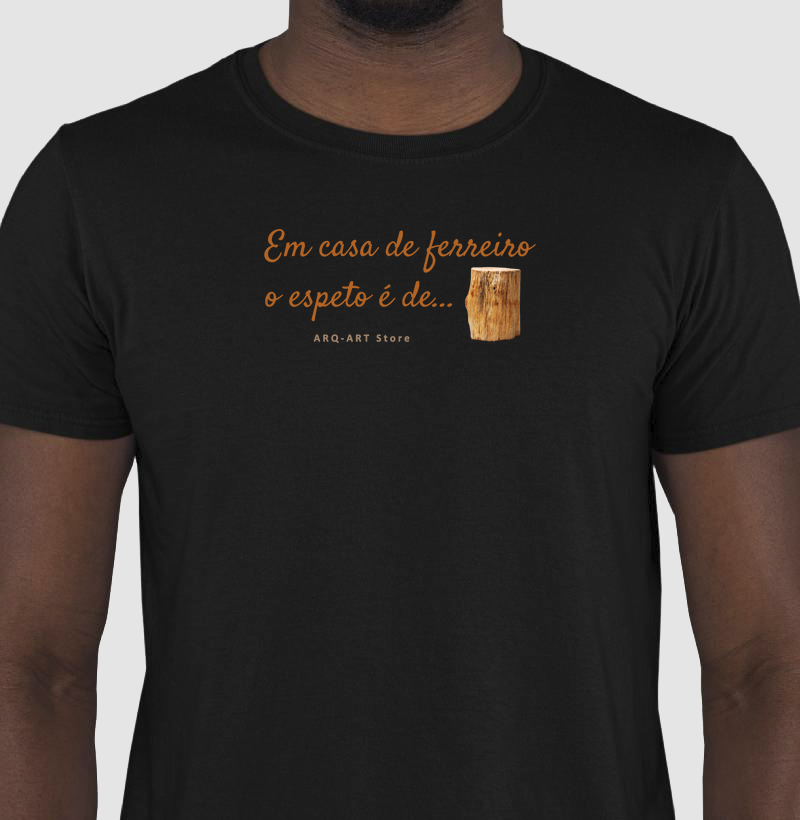 Em casa de ferreiro o espeto é de pau