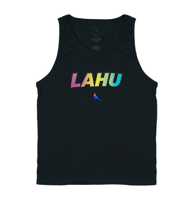 ✨Uma estampa que une o espírito criativo das ruas com a essência do sertão. LAHU aqui representa ousadia, autenticidade e pertencimento — uma marca que não segue tendências, mas as cria.  - Regata