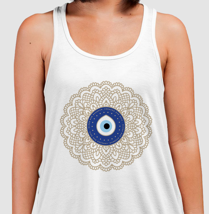 Olhos que guardam, coração que guia.