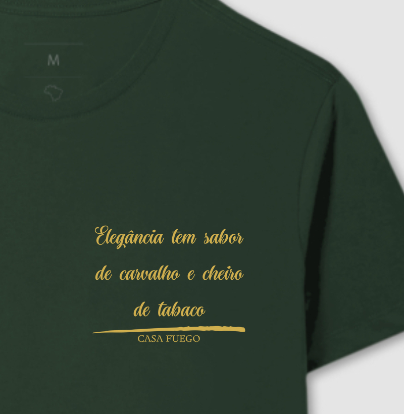 Elegancia tem sabor de carvalho e cheiro de tabaco