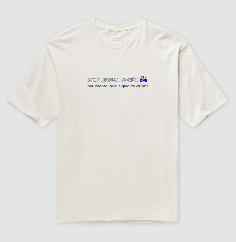 Azul igual o céu, barulhento igual o galo da vizinha