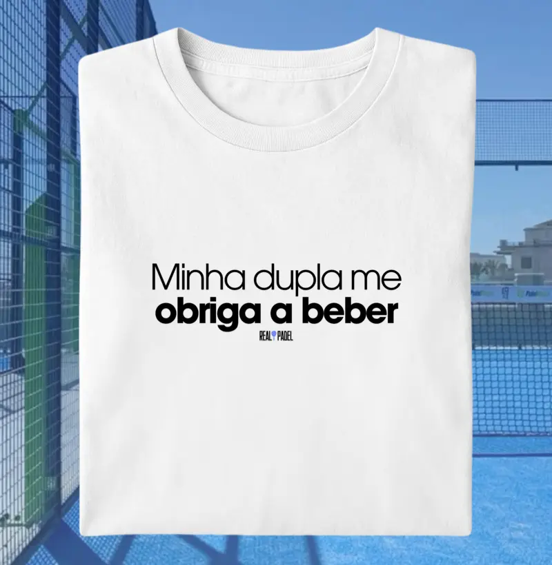 Minha dupla me obriga a beber