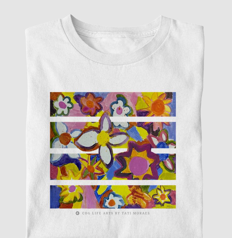 Camiseta Adulto Branca Flores by Tati Moraes