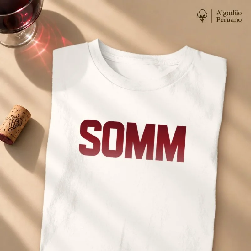 Camiseta Vinho - SOMM - Camiseta Algodão Peruano