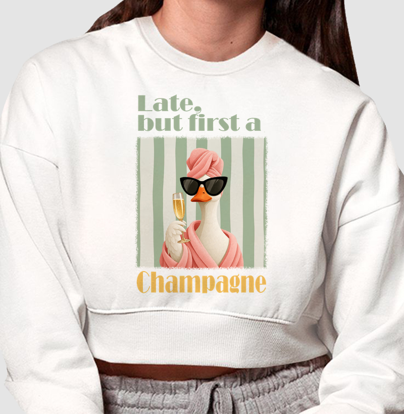 But First a Champagne - Cropped Moletom