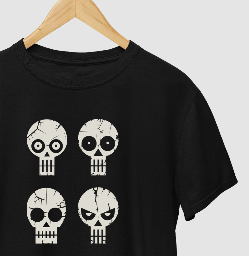 Camiseta Caras de Caveira - Camiseta