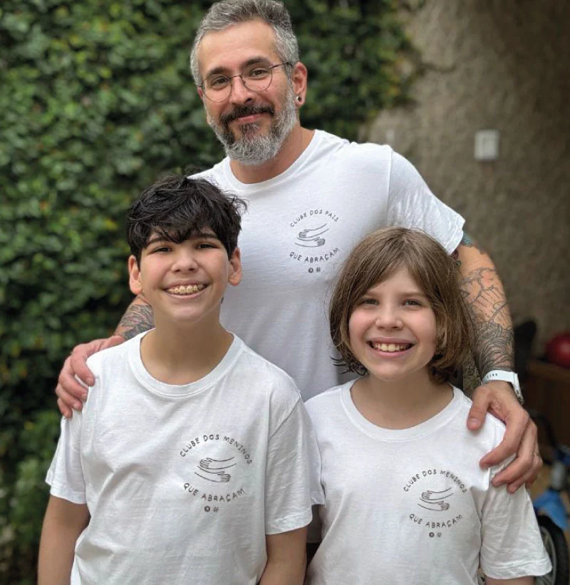 Clube dos Meninos que Abraçam | Paizinho Vírgula!