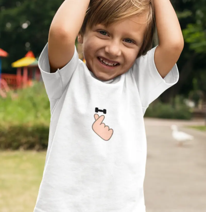 Doragym finger heart